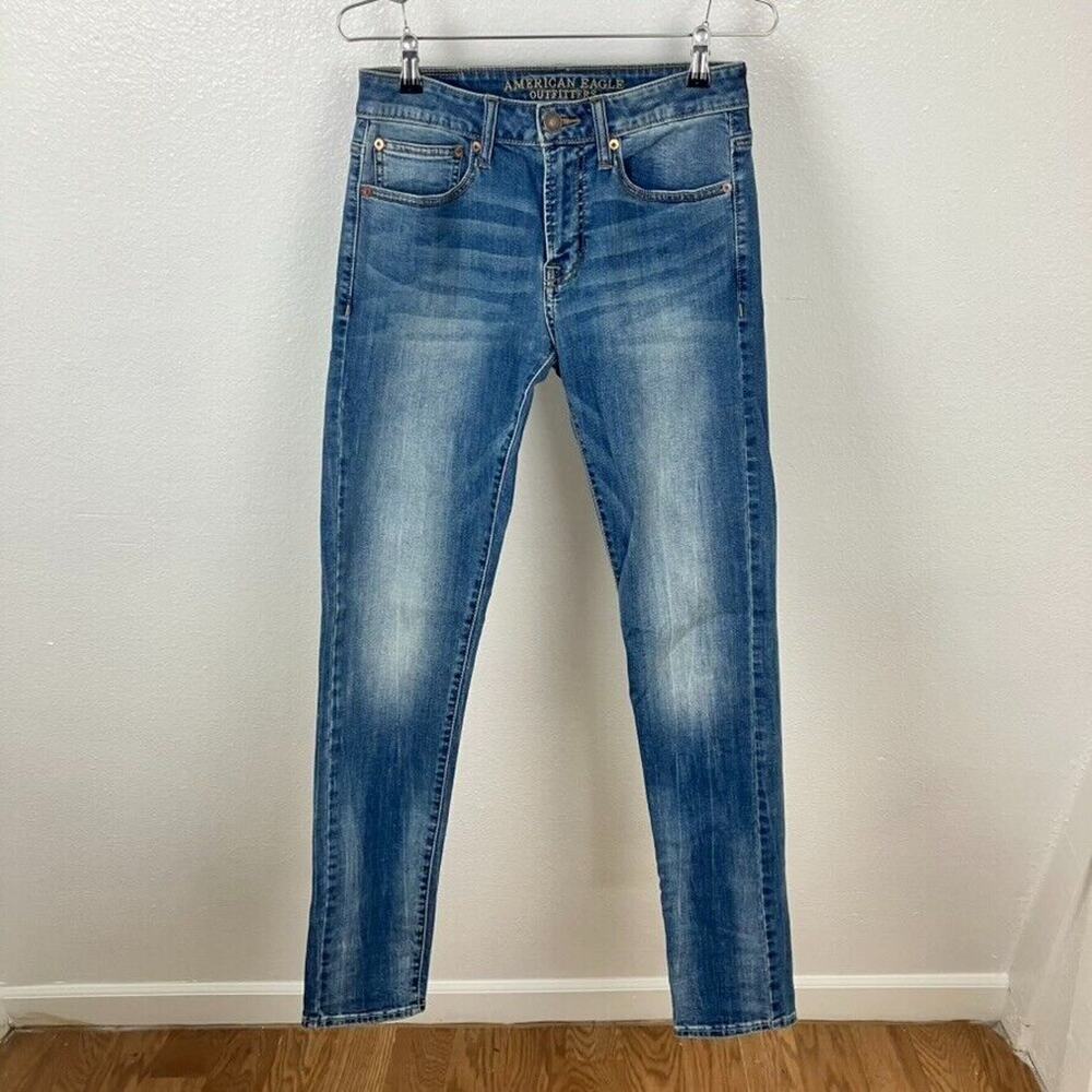 American Eagle Jeans Mens 28x32 Slim Taper Extreme Flex Medium Wash Stretch EUC